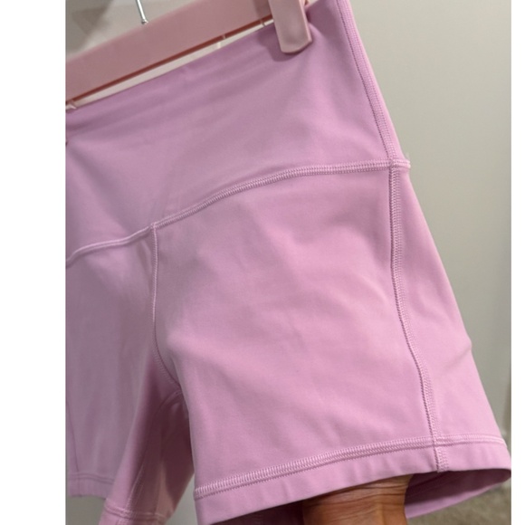 lululemon Align - High-Rise Short 4" - Size 4 - Light pink - Matching bra avail. - Picture 6 of 7
